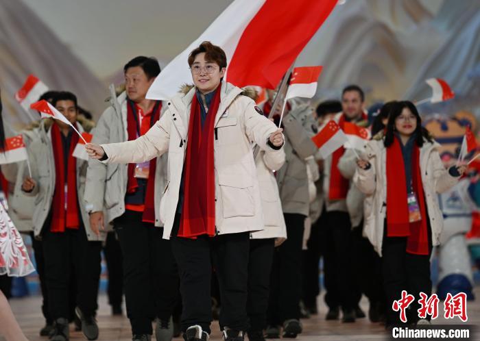 哈尔滨亚冬会对冰雪的别样热爱——专访新加坡