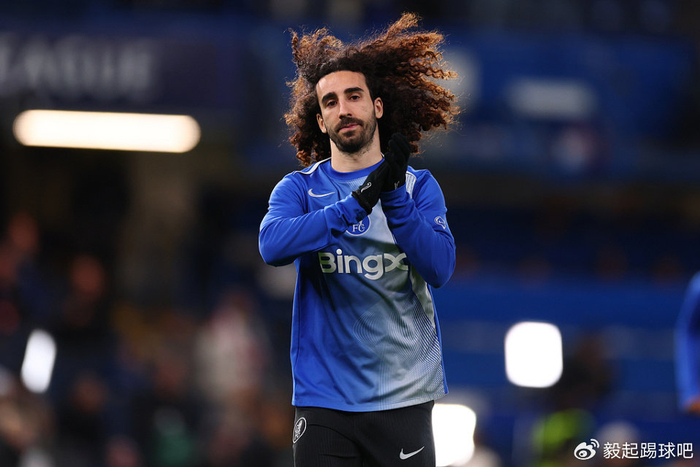 切尔西左后卫库库雷利亚：巴萨邀约难拒，但暂