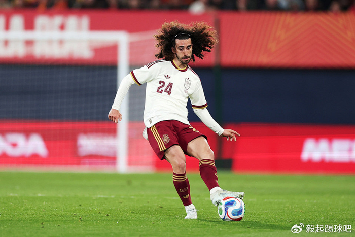 切尔西左后卫库库雷利亚：巴萨邀约难拒，但暂