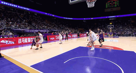 深圳男篮绝杀北控延续9连胜 史密斯踩线三分定乾