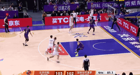 深圳男篮绝杀北控延续9连胜 史密斯踩线三分定乾